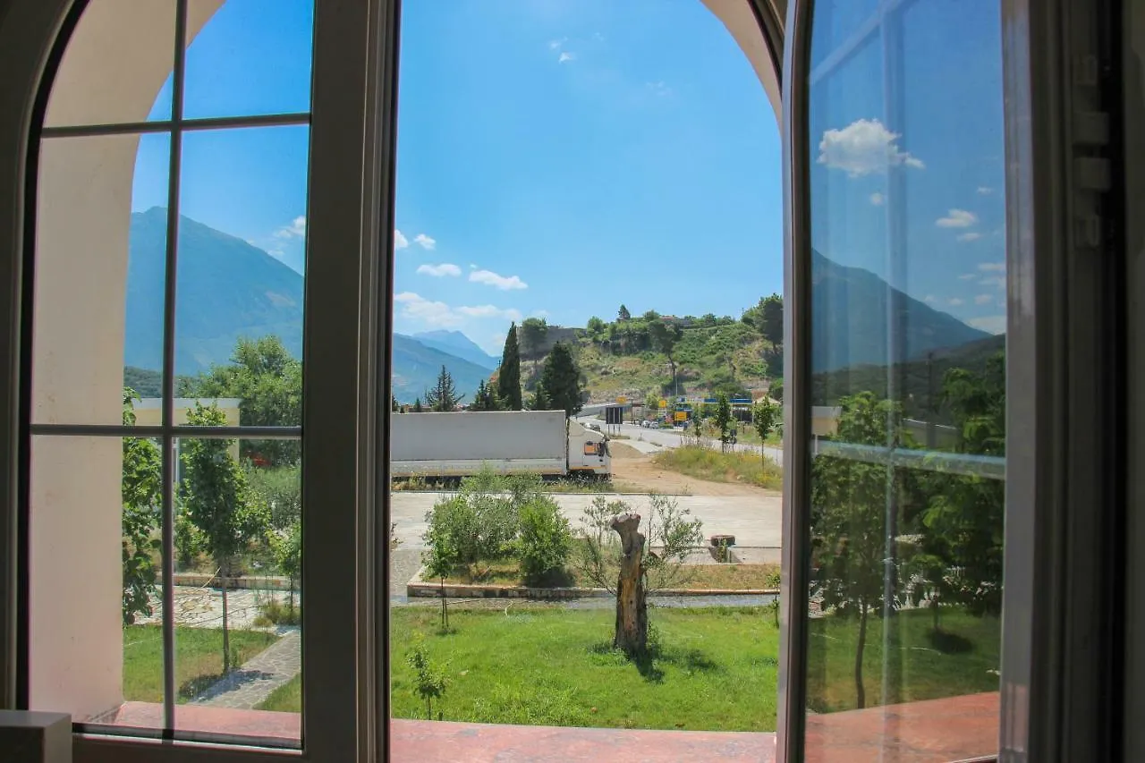Hotel Veal Tepelene Albania